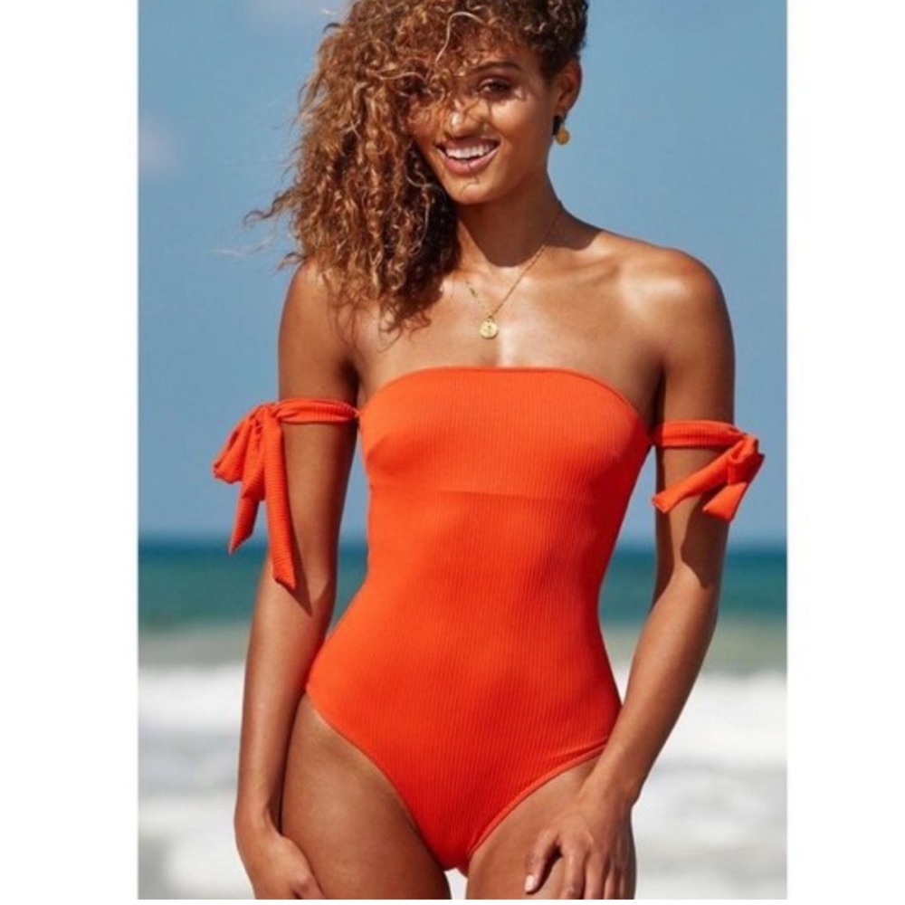 Monday Swimwear - Santori one-piece